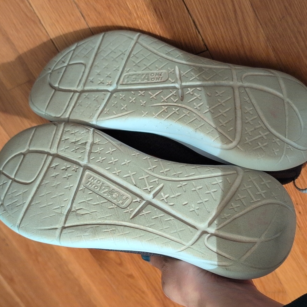 Hoka Hupana Flow Sneakers - Picture 9 of 11